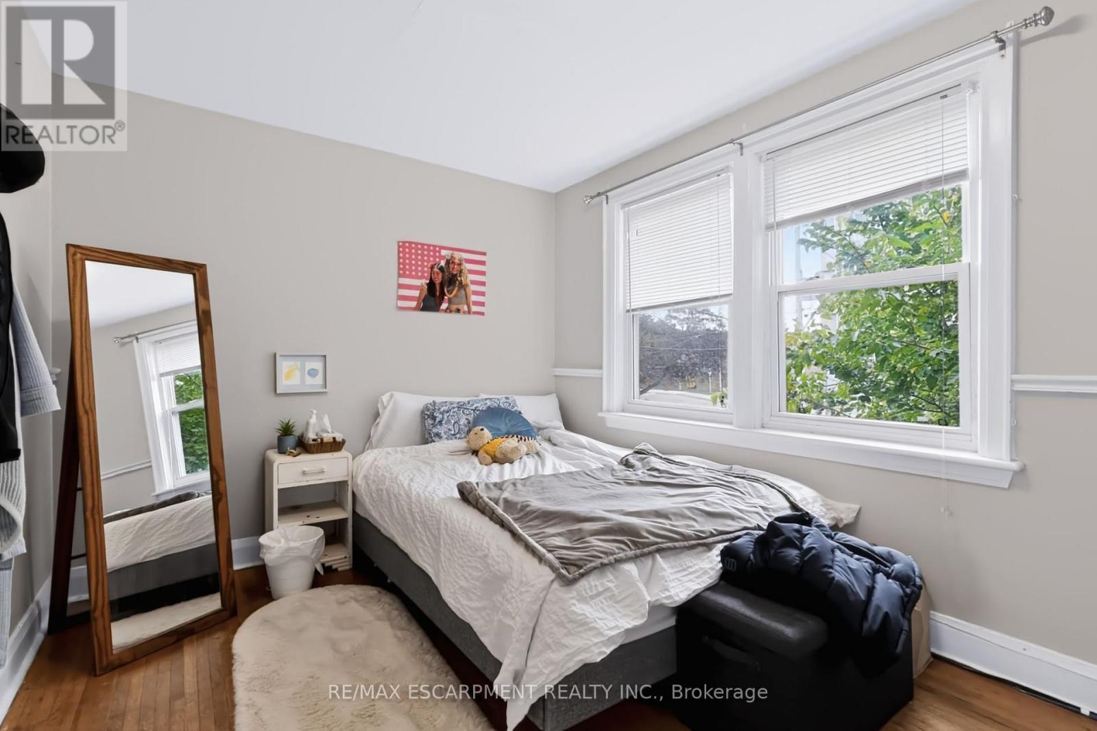 27 Forsyth Avenue South, Hamilton, ON photo 22