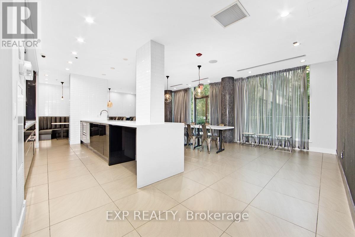 377 Madison Avenue — photo 24