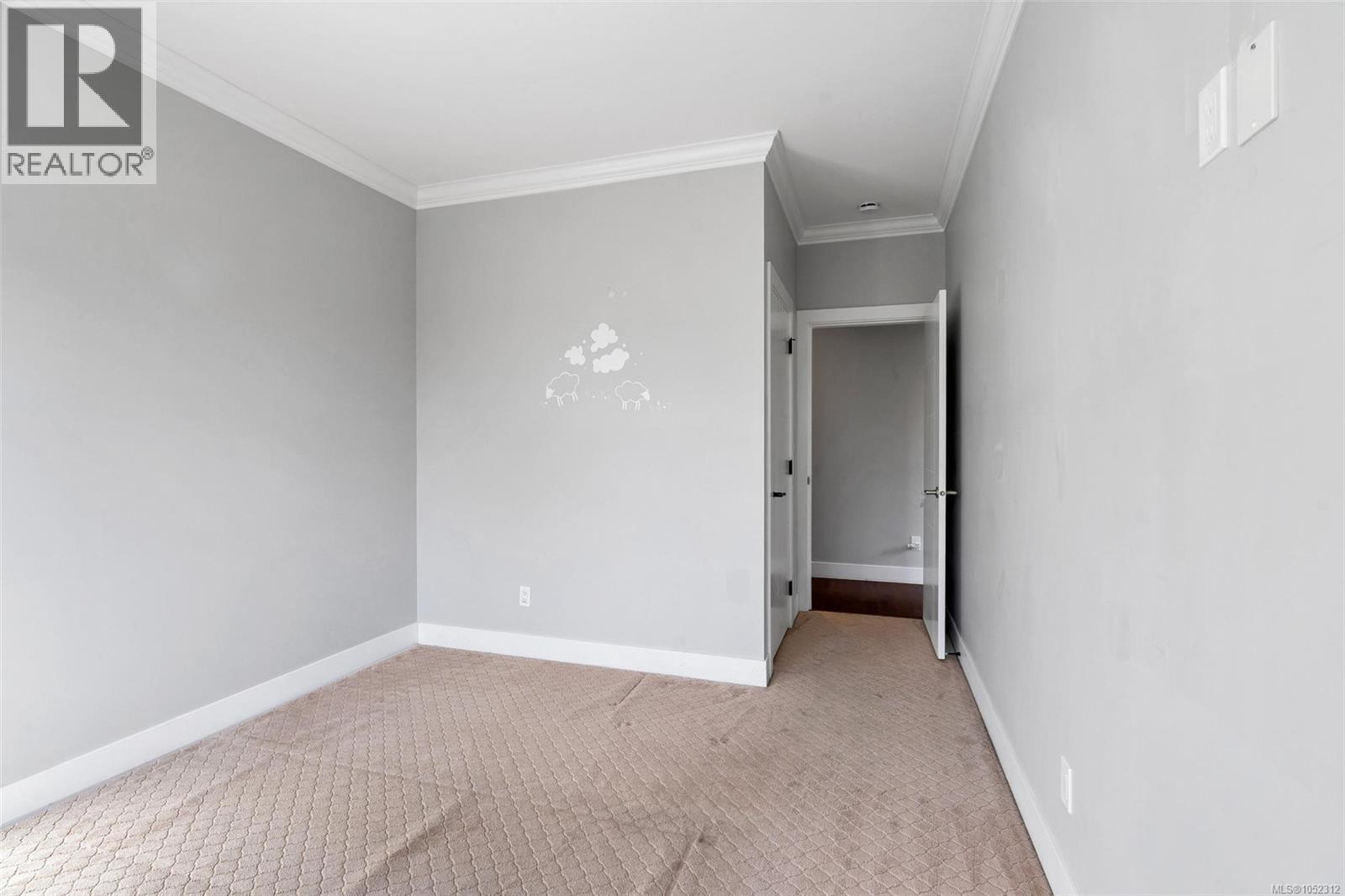 1160 Dunsterville Ave - 40