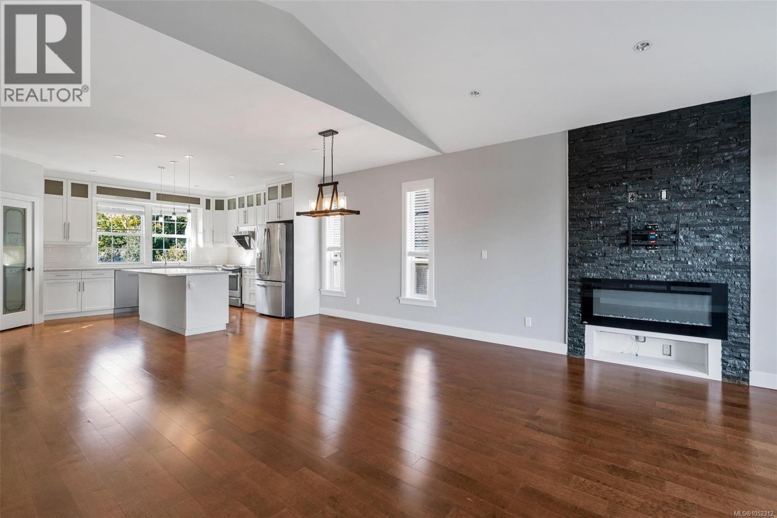 1160 Dunsterville Ave - 25