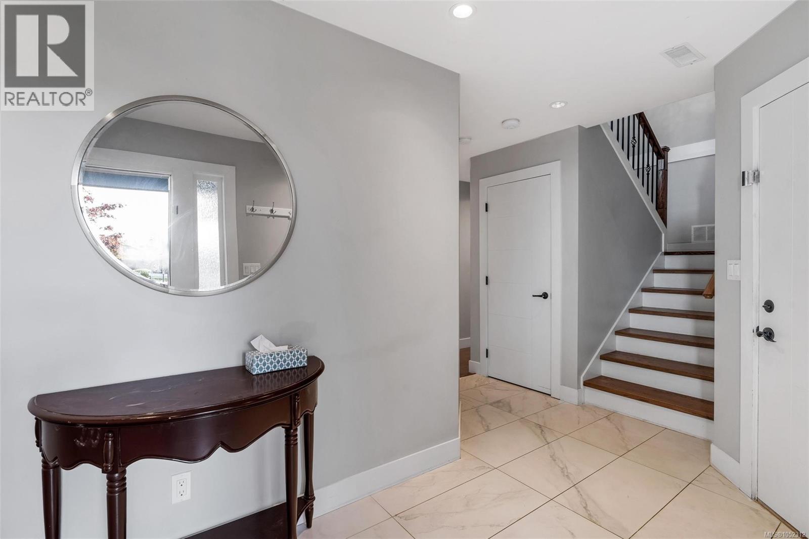 1160 Dunsterville Ave - 47