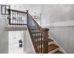 1160 Dunsterville Ave, Saanich, BC V8Z2W7 Photo 46