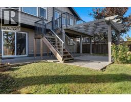 1160 Dunsterville Ave, Saanich, BC V8Z2W7 Photo 71