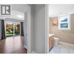 1160 Dunsterville Ave, Saanich, BC V8Z2W7 Photo 50