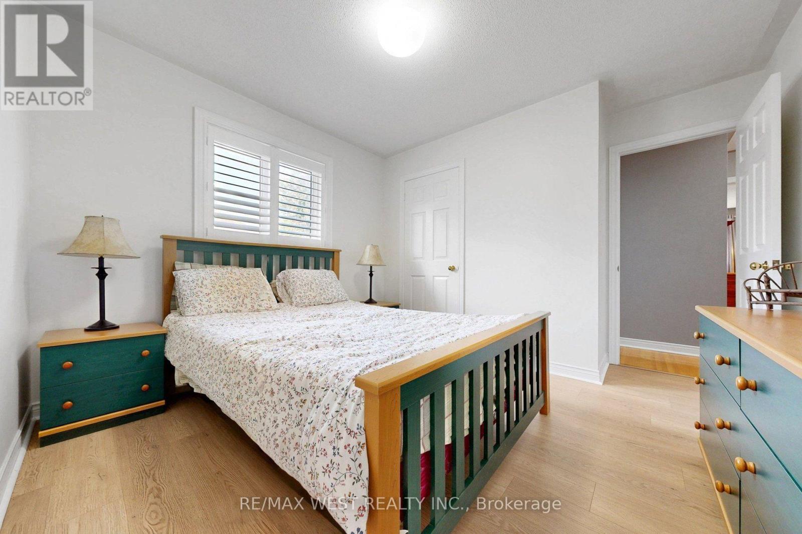 11 Brand Court — photo 23