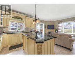 120 Rosser Avenue, Burnaby, BC V5C5C3 Photo 11