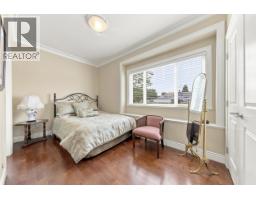 120 Rosser Avenue, Burnaby, BC V5C5C3 Photo 25