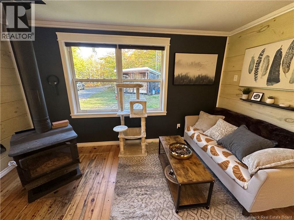 156 Russiantown Road - 26