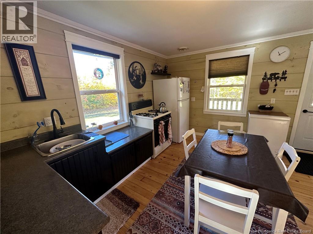 156 Russiantown Road - 14