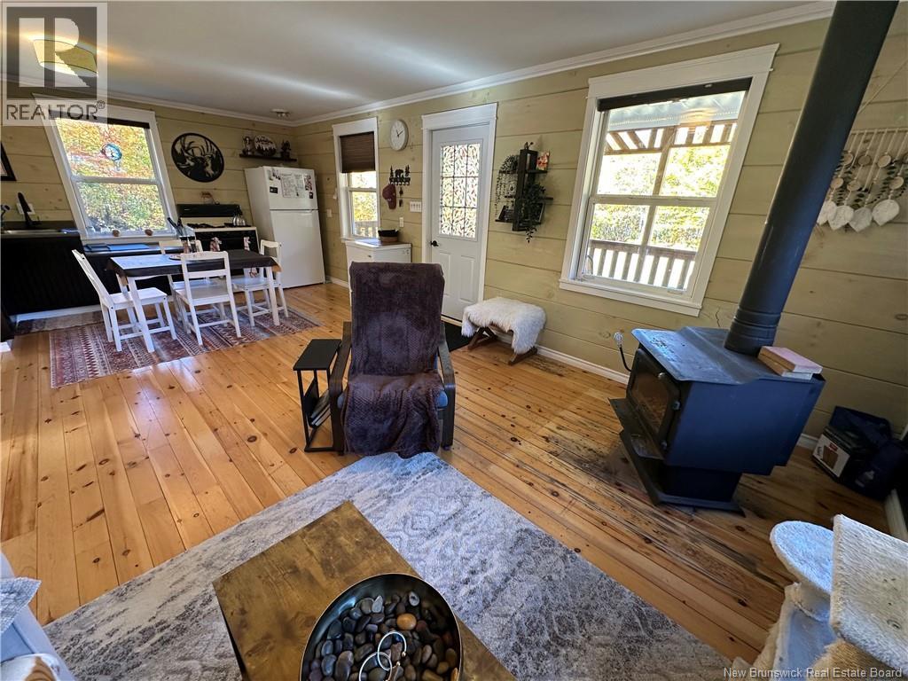 156 Russiantown Road - 17