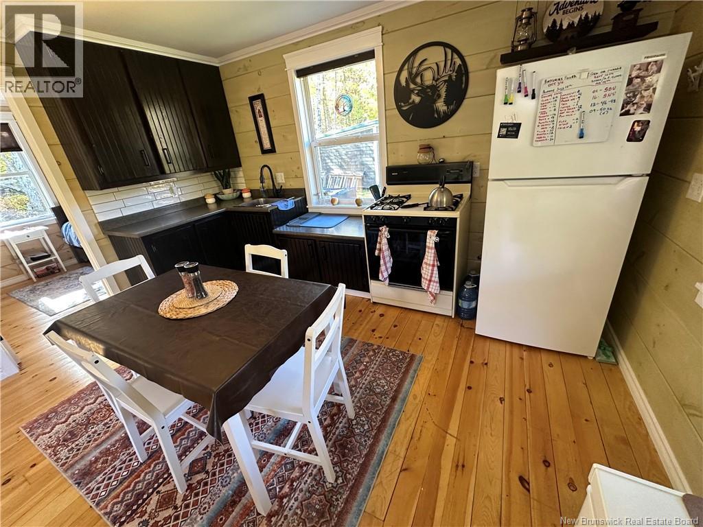 156 Russiantown Road - 21