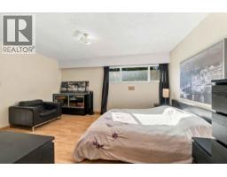 318 Mariner Way, Coquitlam, BC V3K1N6 Photo 11