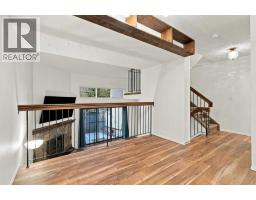 69 Glamis Gardens Sw, Calgary, AB T3E6S4 Photo 17
