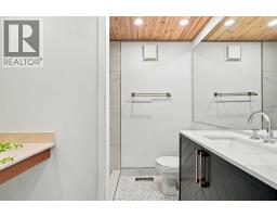 69 Glamis Gardens Sw, Calgary, AB T3E6S4 Photo 32