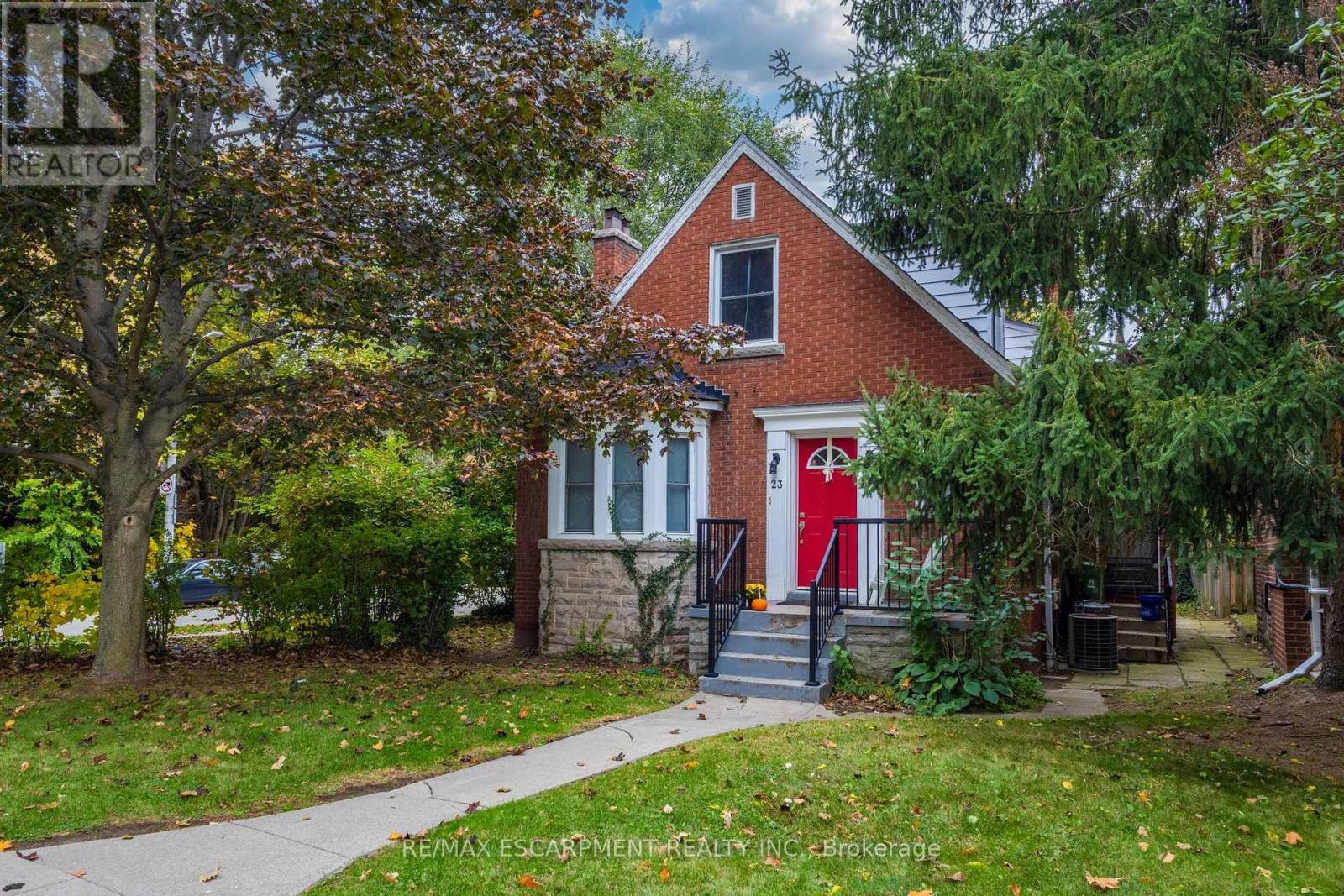 23 Forsyth Avenue South, Hamilton, ON
