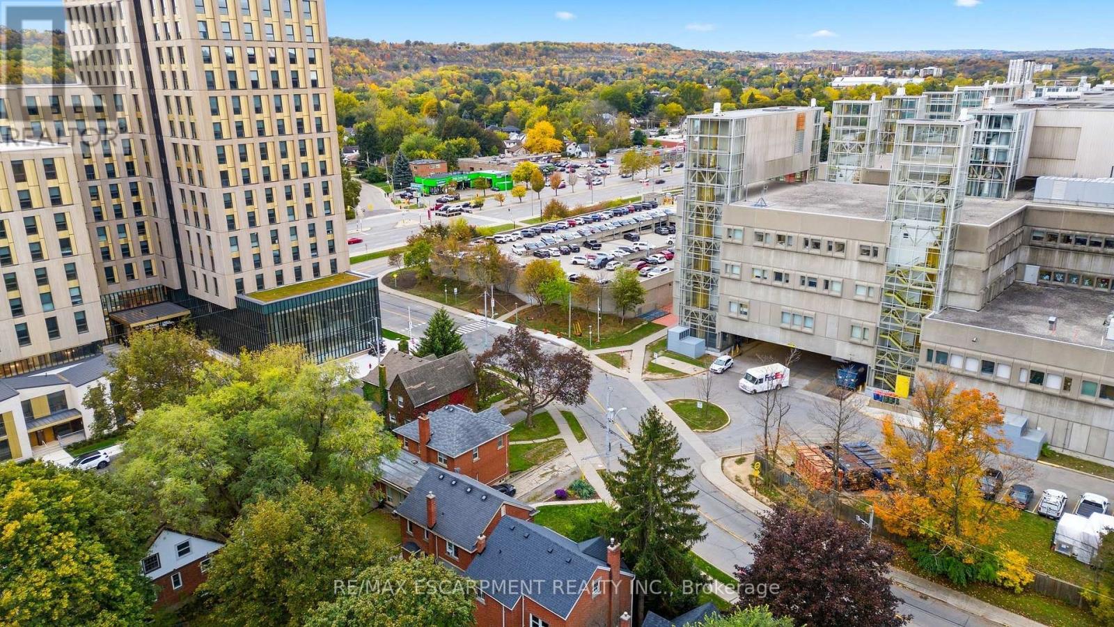 23 Forsyth Avenue South, Hamilton, ON photo 47