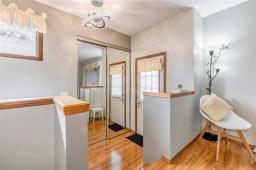 438 Novavista Drive, Winnipeg, MB R2N3V9 Photo 12