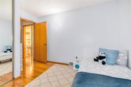 438 Novavista Drive, Winnipeg, MB R2N3V9 Photo 32