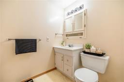 438 Novavista Drive, Winnipeg, MB R2N3V9 Photo 41