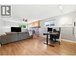 2445 Cherokee Drive Nw, Calgary, AB T2L0X6 Photo 21