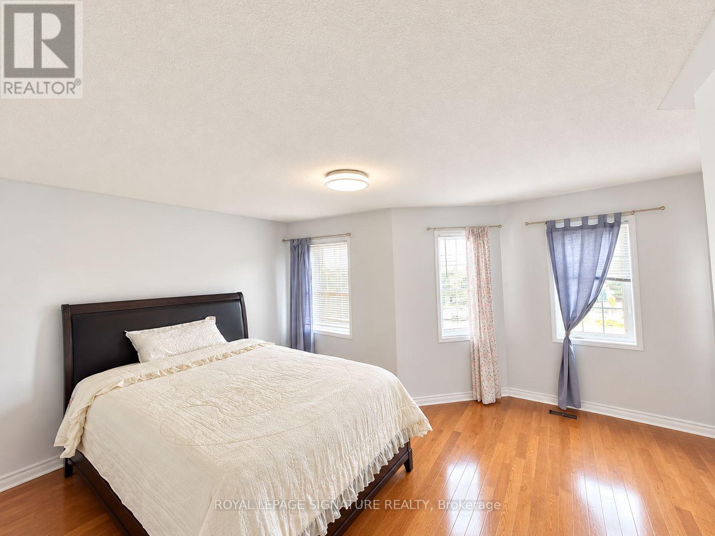 454 Huntington Ridge Drive — photo 13