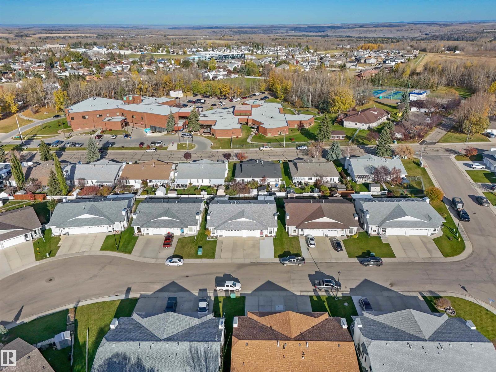 3909 46 ST - 12