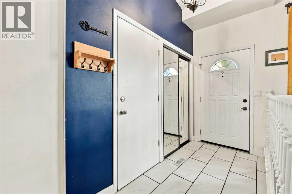 71 Hawkhill Way NW - photo 3