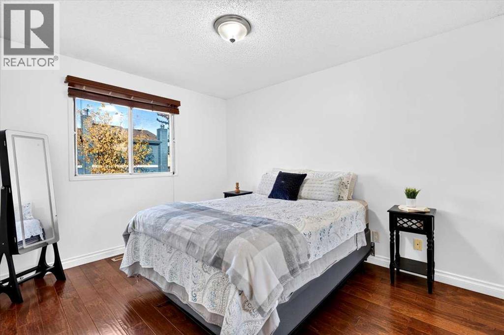 904, 919 38 Street NE - photo 27