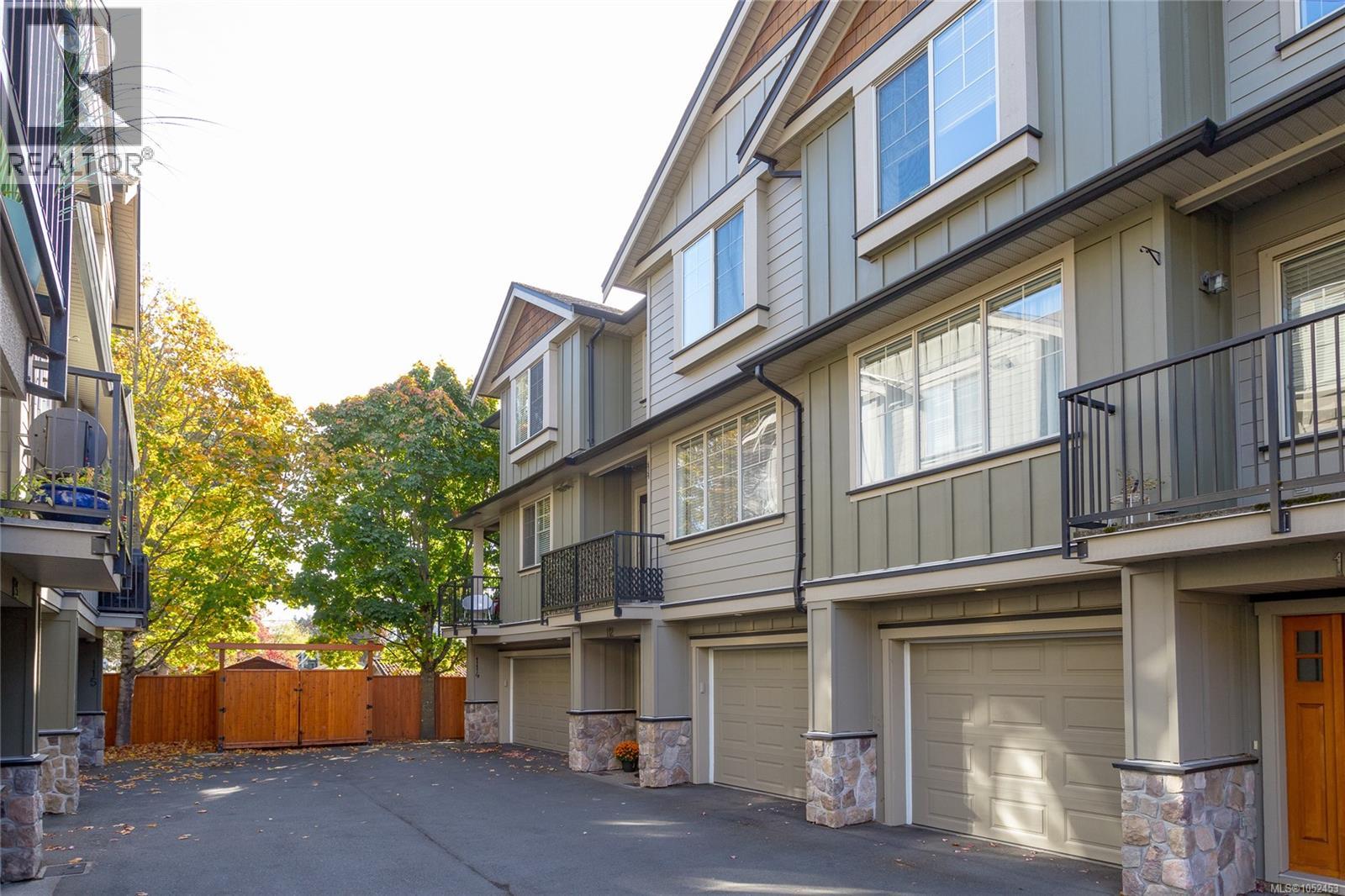 112 2661 Deville Road, Langford