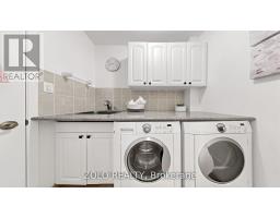 41 Meadowcliffe Drive, Toronto, ON M1M2X8 Photo 24