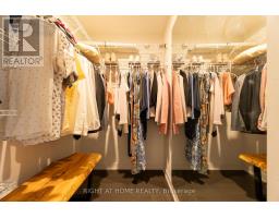 702 - 1201 Dundas Street E, Toronto, ON M4M1S2 Photo 17