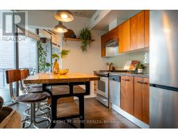 702 - 1201 Dundas Street E, Toronto, ON M4M1S2 Photo 6