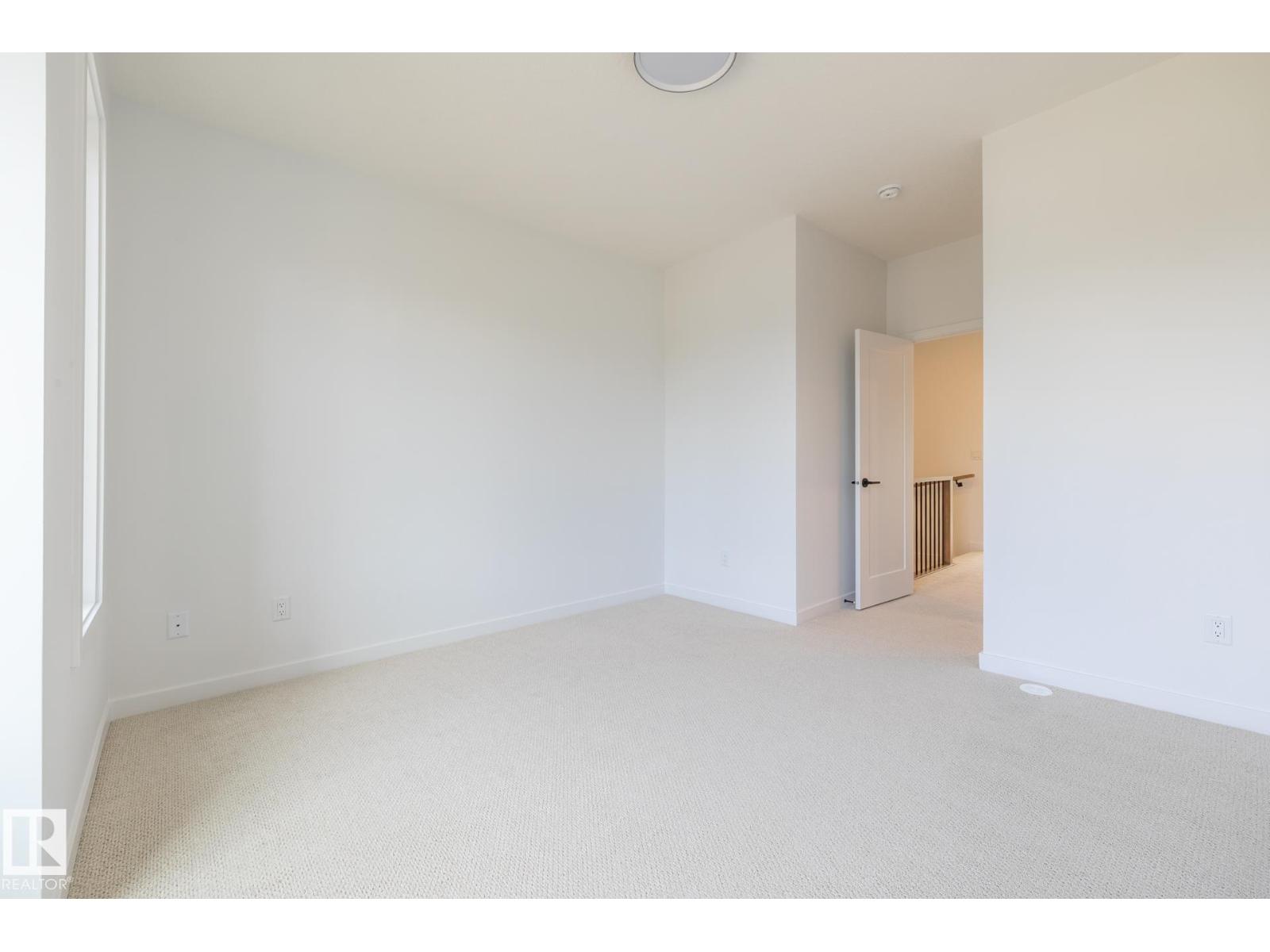 7439 May Common NW NW, Edmonton — photo 21
