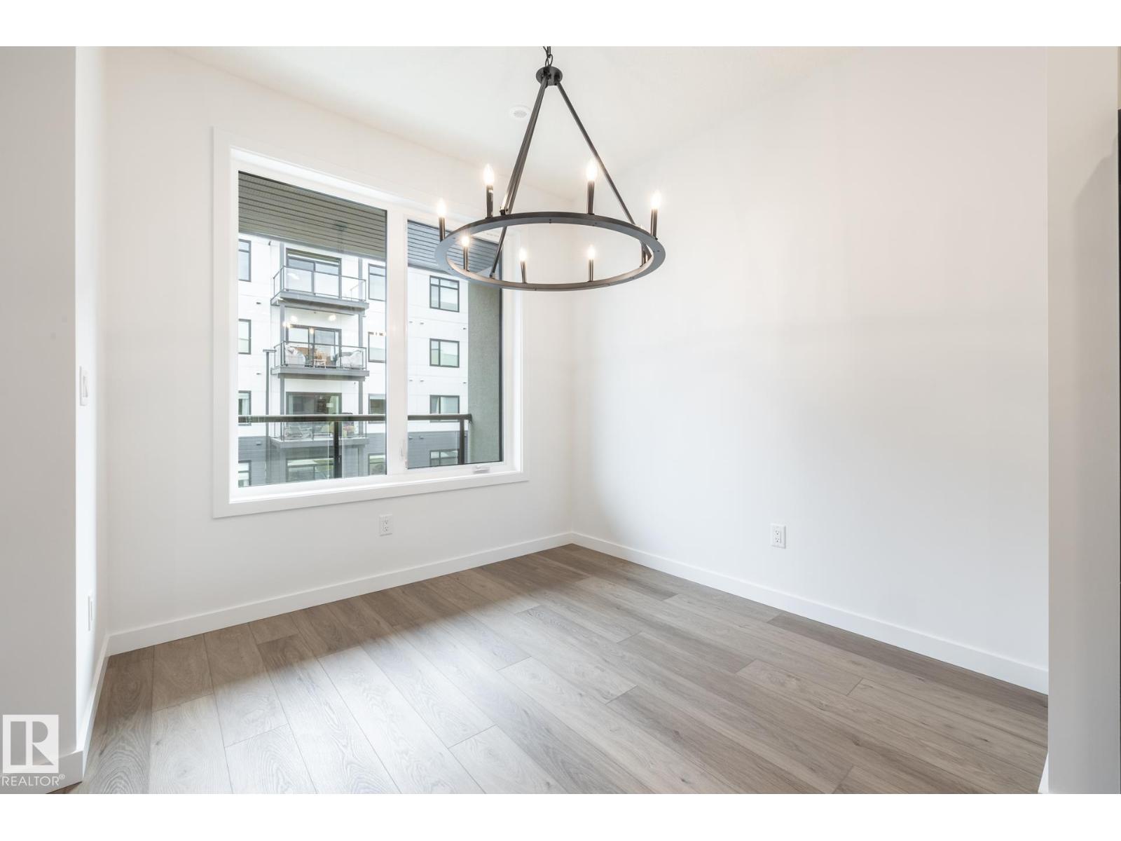7439 May Common NW NW photo 3 — MLS® E4513341