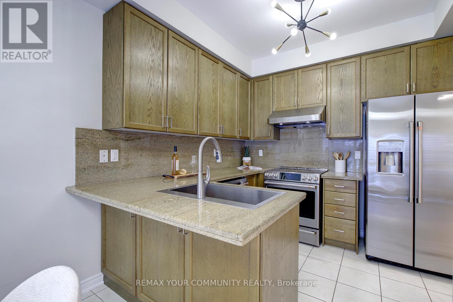 186 LAUDERDALE DRIVE - 16