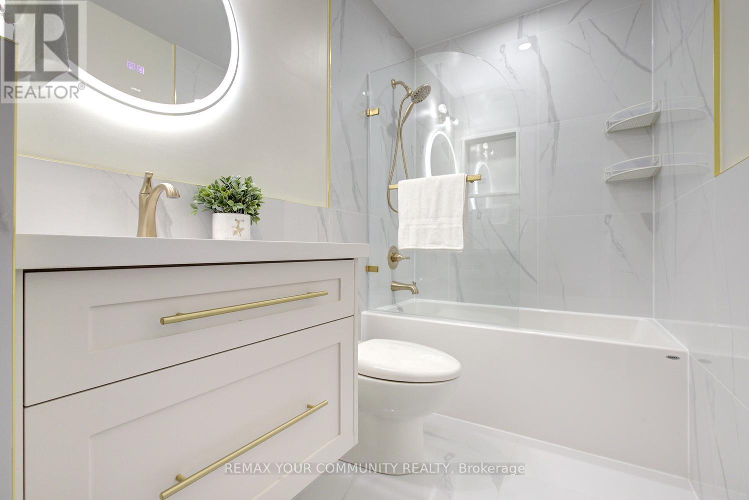 186 Lauderdale Drive, Vaughan, ON photo 35
