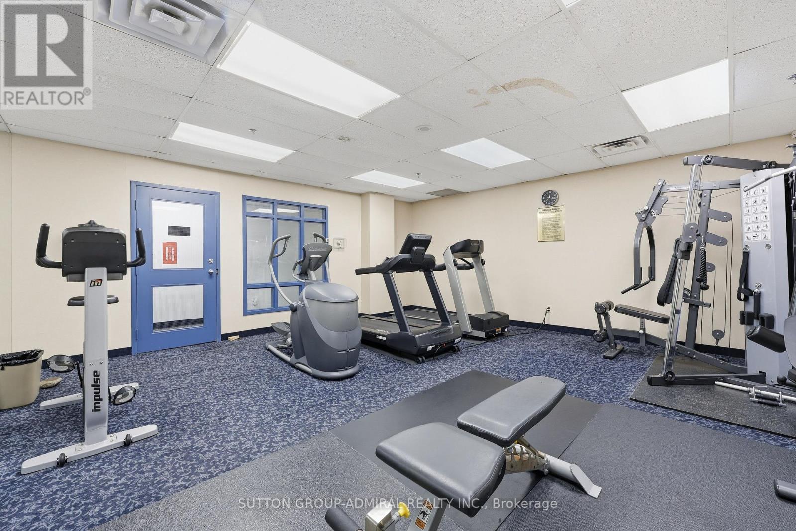 211- 81 Townsgate Drive, Vaughan, ON photo 28