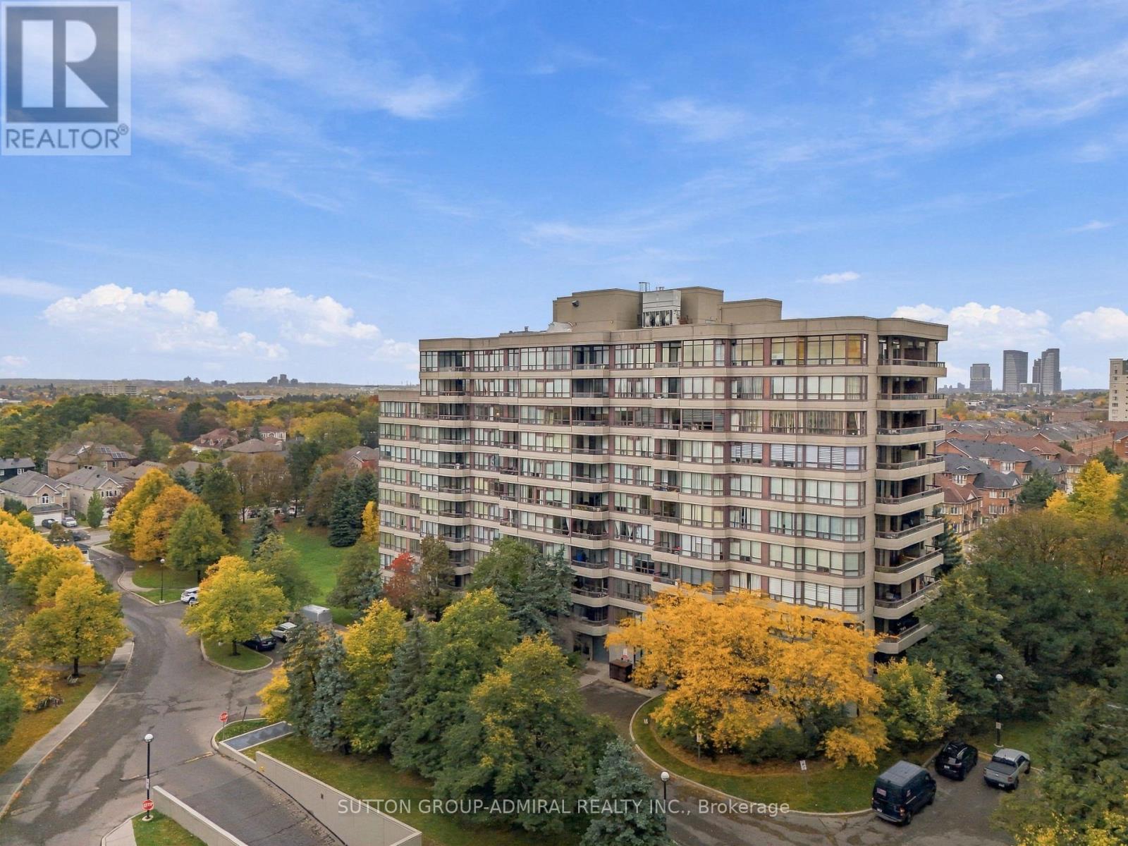 211- 81 Townsgate Drive, Vaughan, ON photo 36