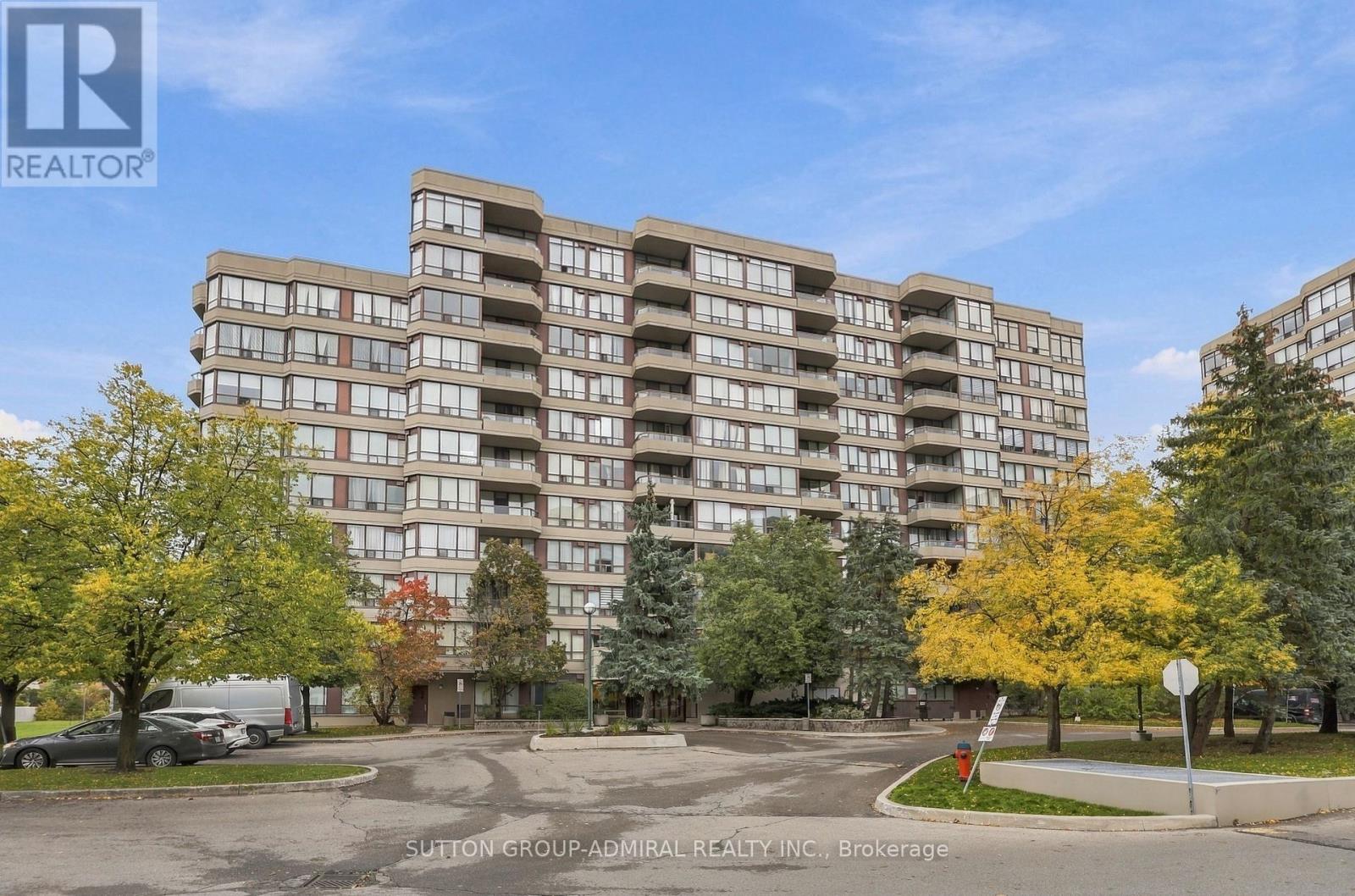 211- 81 Townsgate Drive, Vaughan, ON photo 40