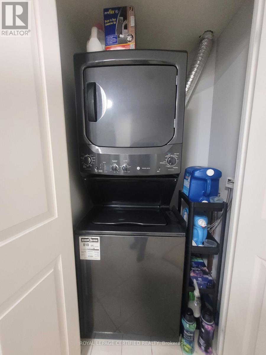 90 Absolute Avenue — photo 19