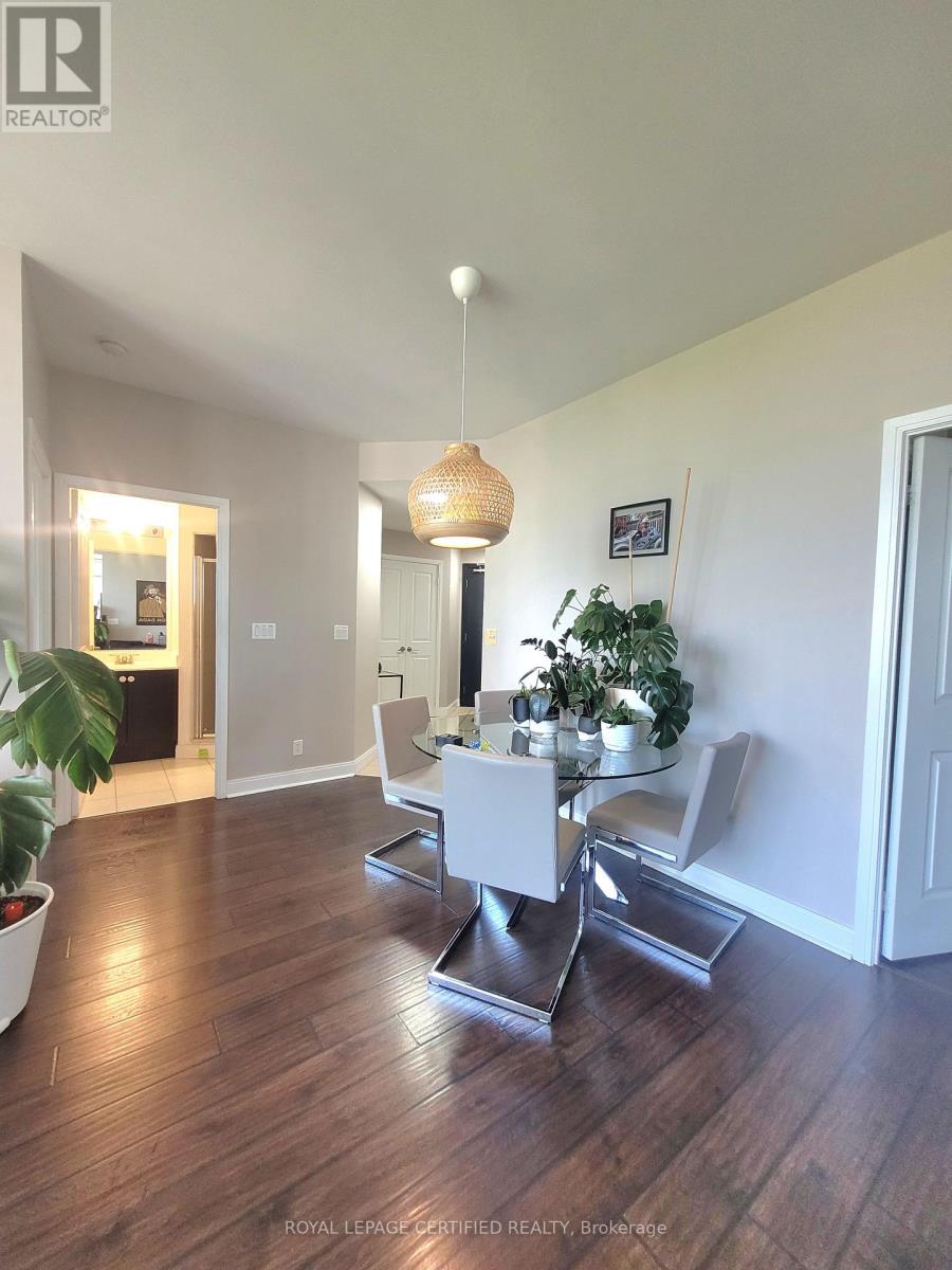 90 Absolute Avenue — photo 12
