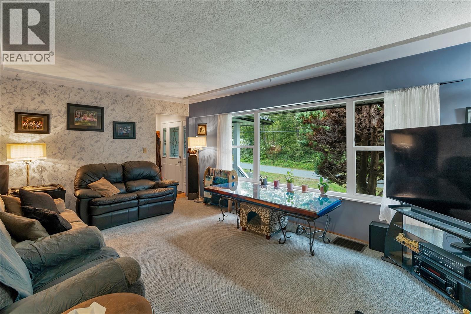 157 Seabreeze Dr, Campbell River