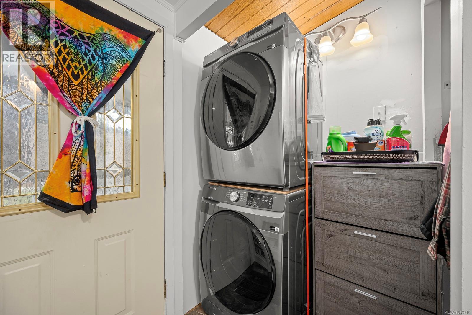 134 Surfside Dr - 33