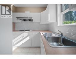 3520 Lamond Avenue, Richmond, BC V7E1C6 Photo 11