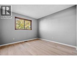 96 Abalone Crescent Ne, Calgary, AB T2A6X8 Photo 12