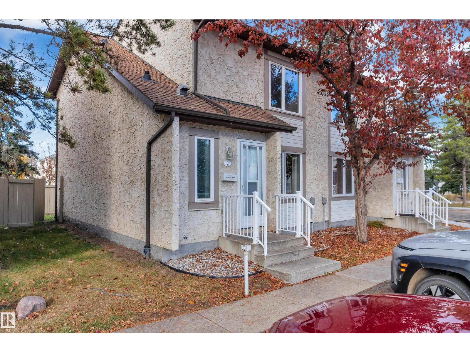 #2 11115 27 AV NW NW, Edmonton, Alberta, T6J5N3