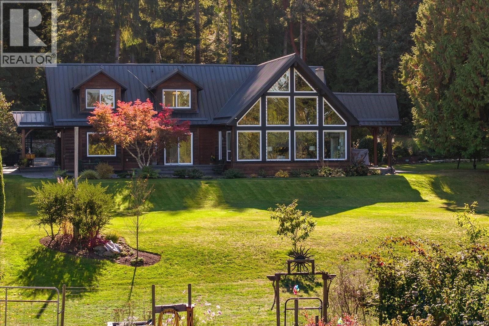 521 Fourneau Way - 2