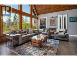 Living room - 521 Fourneau Way, Parksville, BC V9P2J7 Photo 15