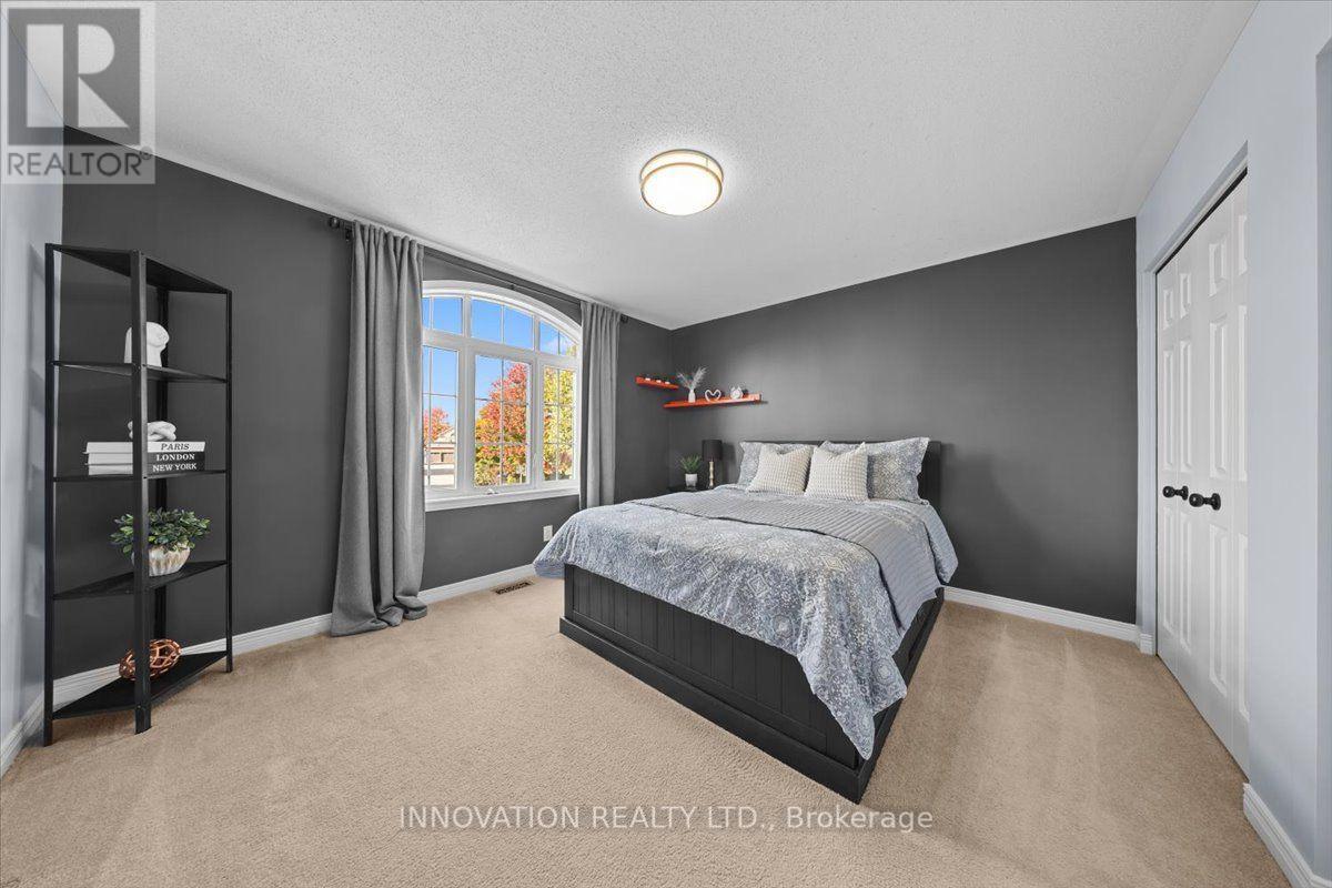12 GROS MORNE COURT - 23