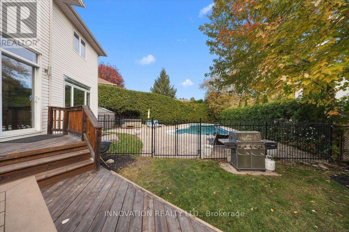 12 GROS MORNE COURT - 37